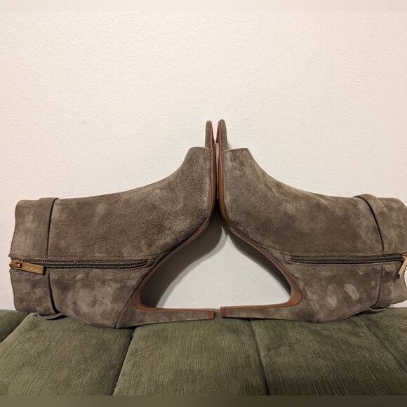 BCBGeneration Cassia Peep Toe Olive Suede Booties - Picture 3 of 10